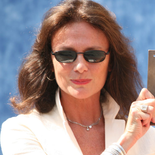 2006_Jacqueline-Bisset_smal
